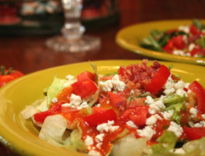 Ott’s Classic Red and Bleu Salad